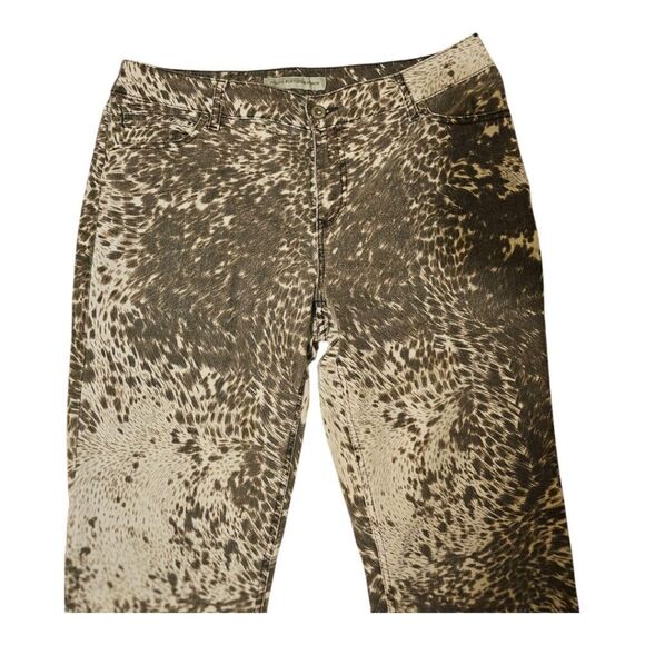 Chico's Brown and Cream Patterned Jeans - Picture 3 of 9